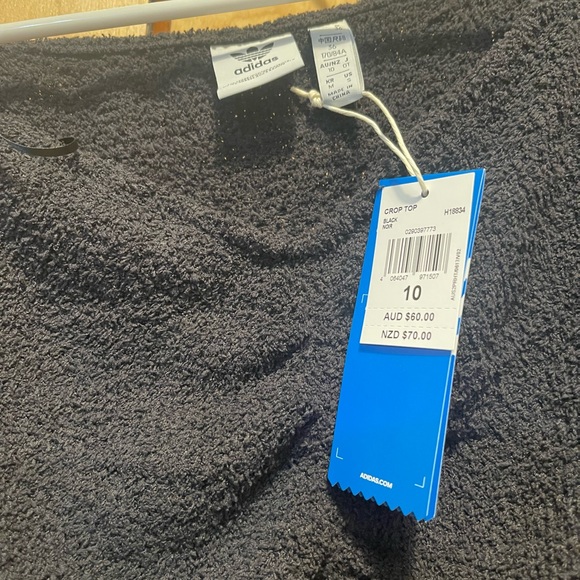 Adidas Originals Relaxed Risqué Fluffy Knit Ruched Cropped Long Sleeve — Size 10 - Picture 4 of 5